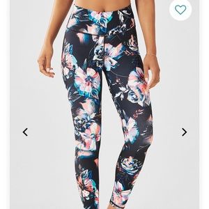 High-Waisted Printed PowerHold ⅞ Kaleidoscope